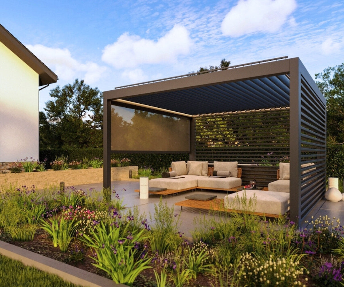 Pergola Manual Screen - 4m