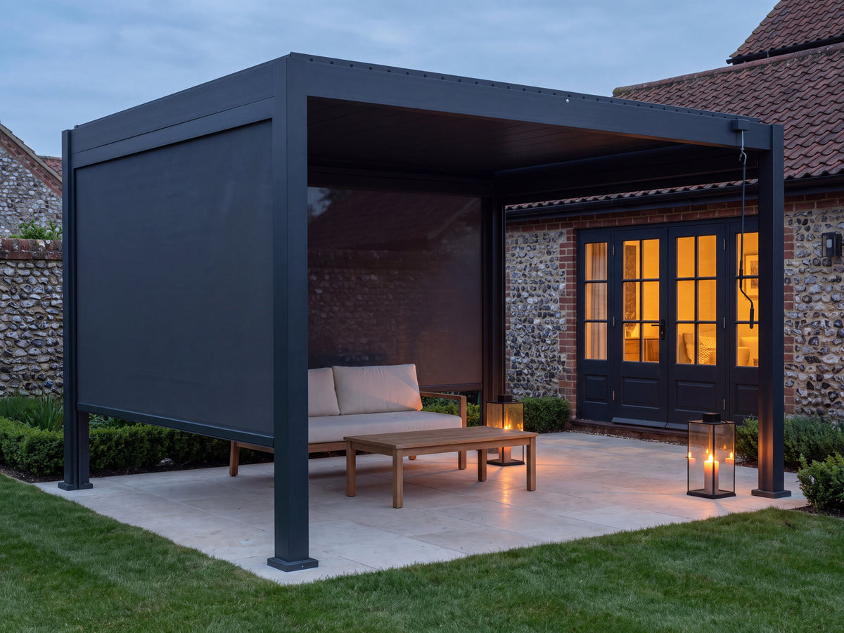 LuxSol Aura 3x4 · Original partly lowered screens; freestanding candle lanterns · Furniture and optional accessories shown for styling
