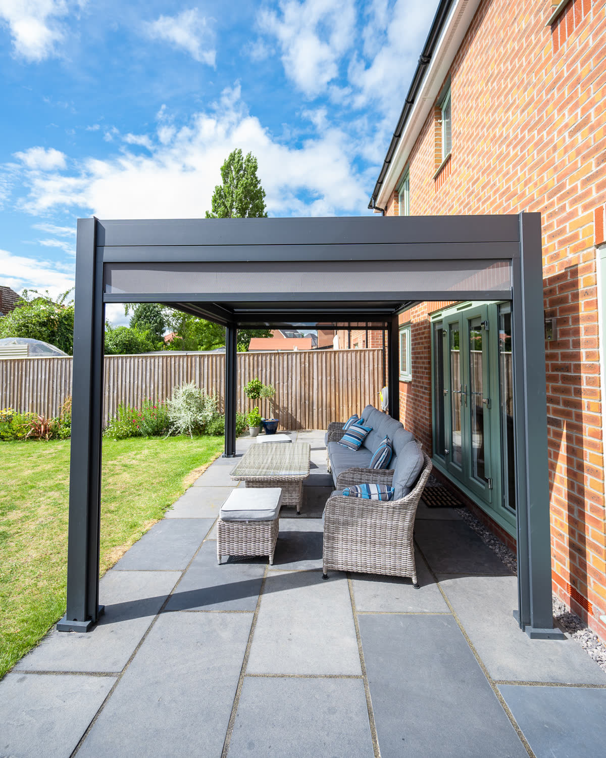 Como pergola in a real garden